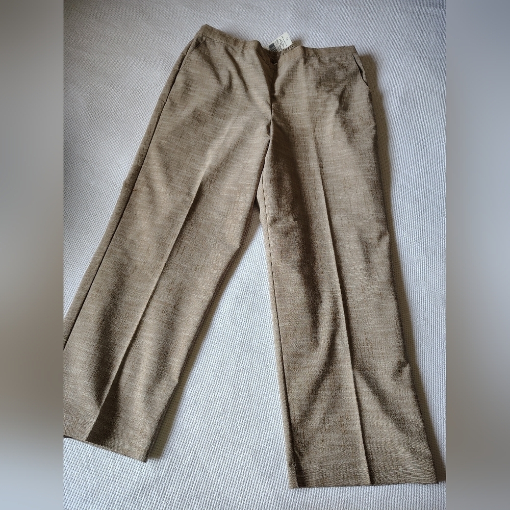 Alfred Dunner Women's Tan Pants Size 18